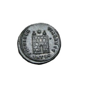Constantine I – Follis – Campgate